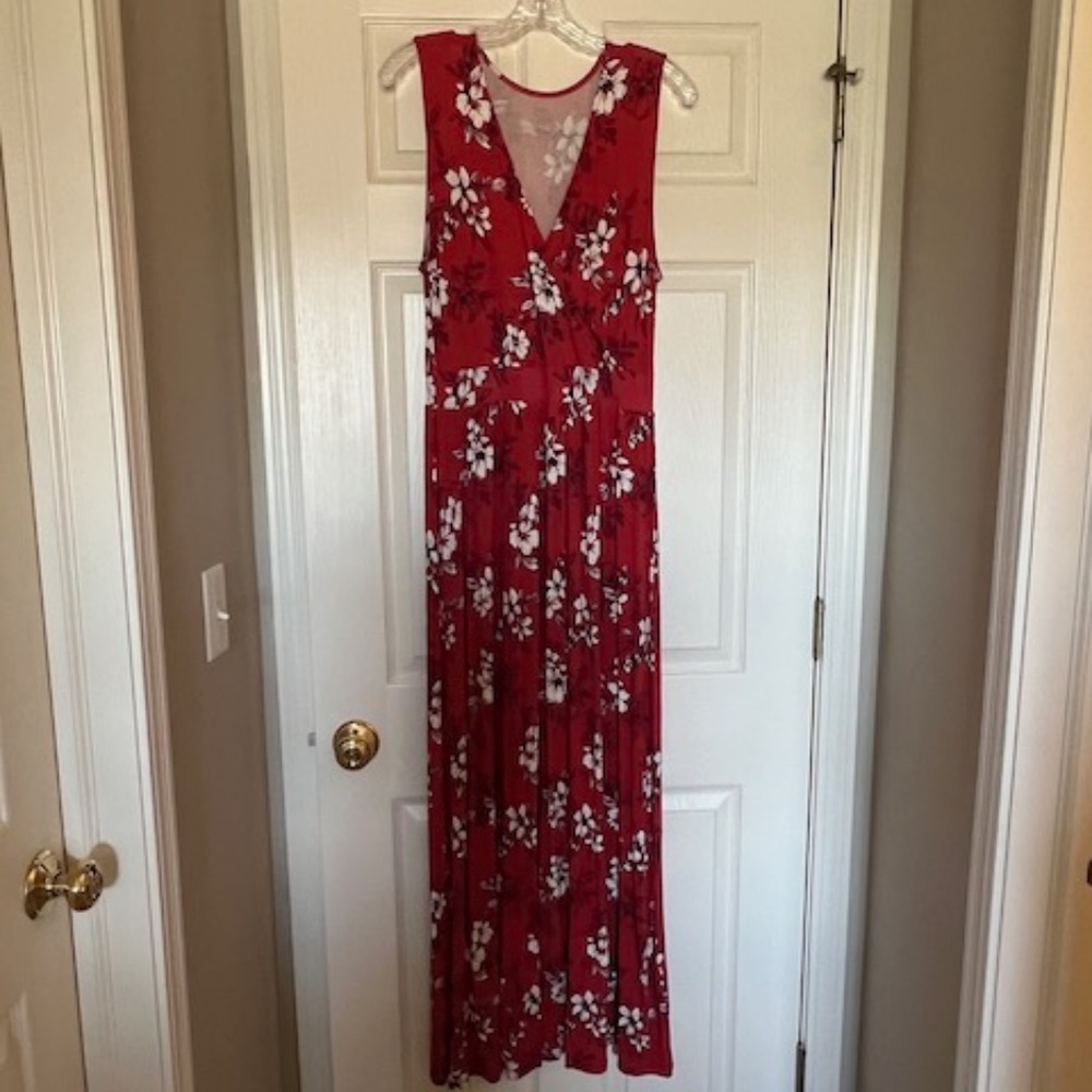 Women's 41 Hawthorn Red & White Maxi Dress Size Large.  Excellent Condition